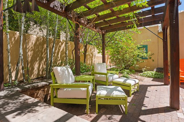 511 E Palace Avenue, Santa Fe, NM 87501