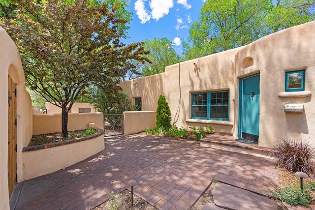 511 E Palace Avenue, Santa Fe, NM 87501