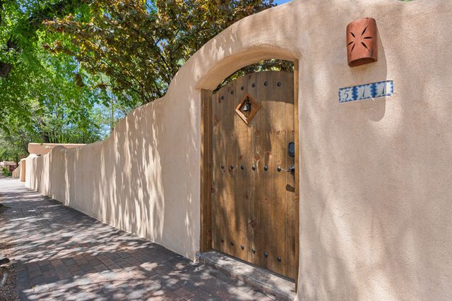 511 E Palace Avenue, Santa Fe, NM 87501