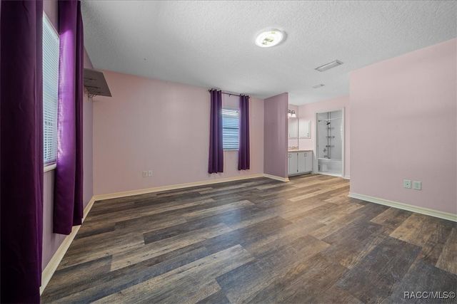 12575 W Foss Groves Path, Inglis, FL 34449