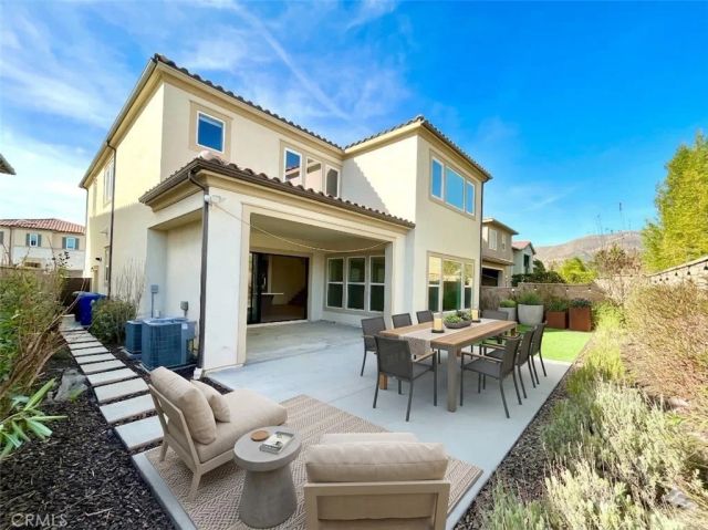 12040 Estrella Place, Porter Ranch, CA 91326
