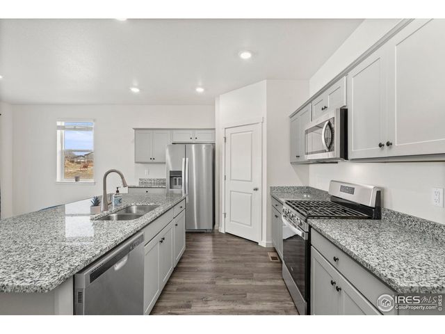 2585 Wren Dr, Johnstown, CO 80534