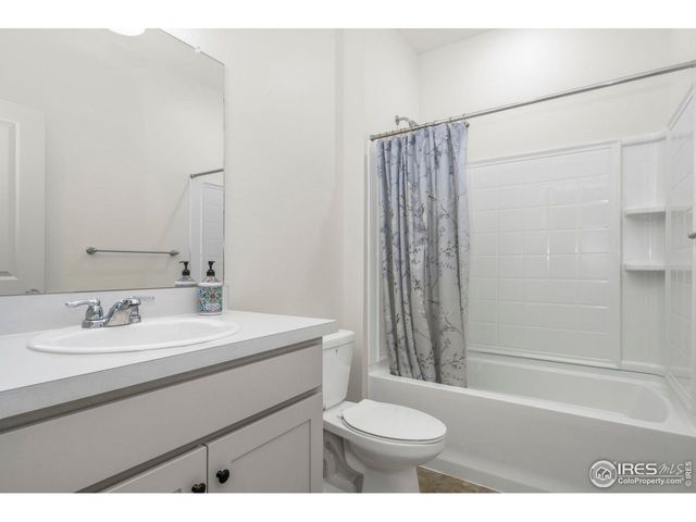 2585 Wren Dr, Johnstown, CO 80534