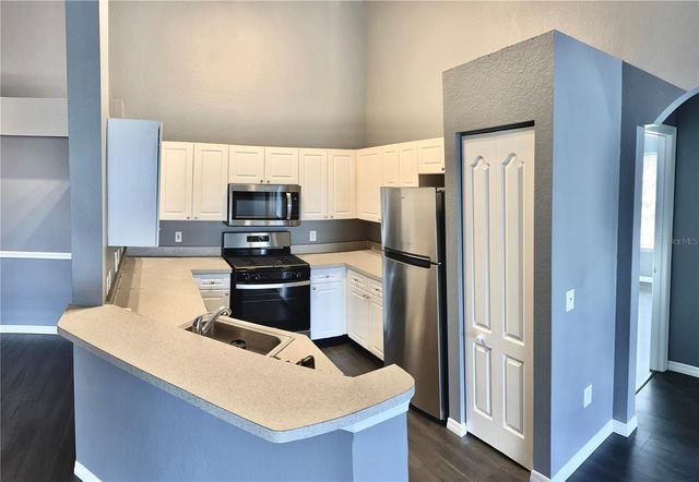 3361 S KIRKMAN ROAD 821, Orlando, FL 32811
