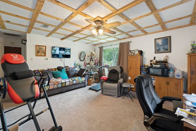 546 Sun Valley Drive, Duncanville, TX 75116