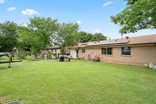 546 Sun Valley Drive, Duncanville, TX 75116