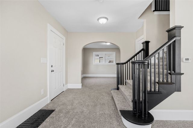 909 30th Street, Des Moines, IA 50312