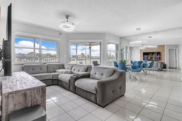 2520 SE 20th Place 204-B, Homestead, FL 33035