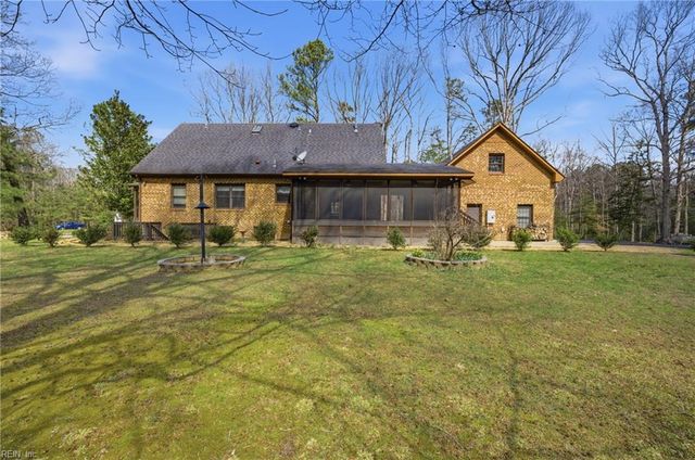 4698 Hill TRL, Gloucester, VA 23061