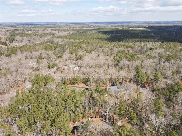 4698 Hill TRL, Gloucester, VA 23061