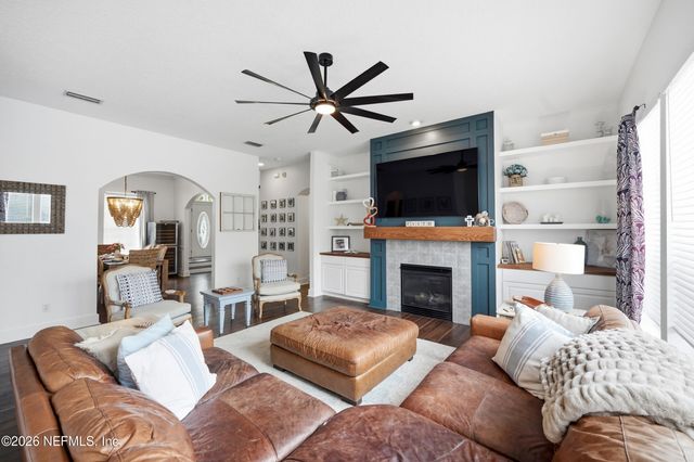 1155 EAGLE POINT Drive, St. Augustine, FL 32092