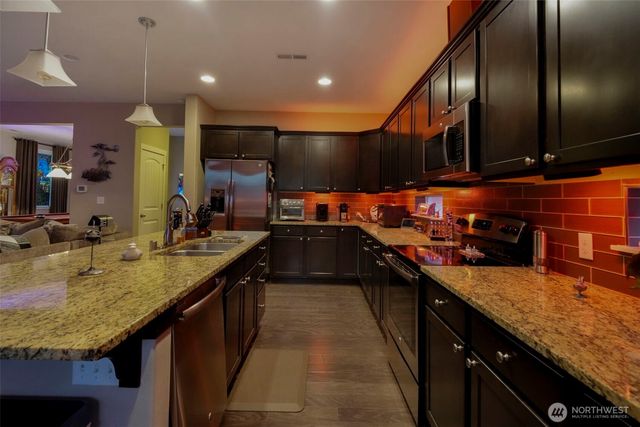 8856 Yarrow Court SE, Tumwater, WA 98501