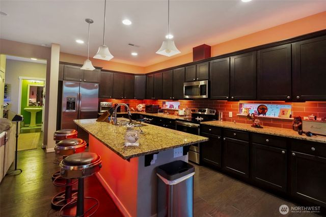 8856 Yarrow Court SE, Tumwater, WA 98501