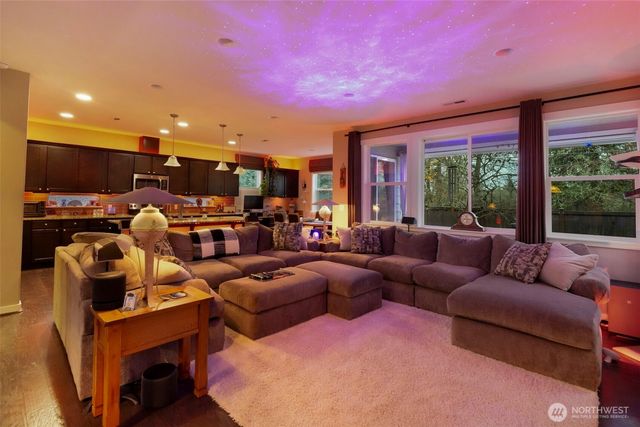 8856 Yarrow Court SE, Tumwater, WA 98501