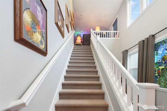 8856 Yarrow Court SE, Tumwater, WA 98501