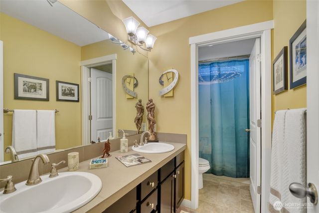 8856 Yarrow Court SE, Tumwater, WA 98501