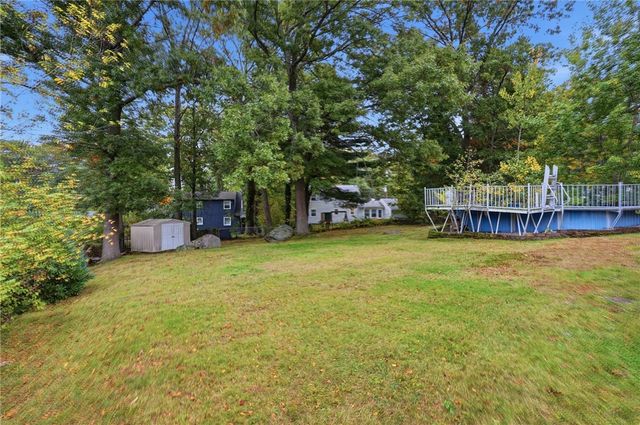 5 Vanderbilt Terrace, Coventry, RI 02816
