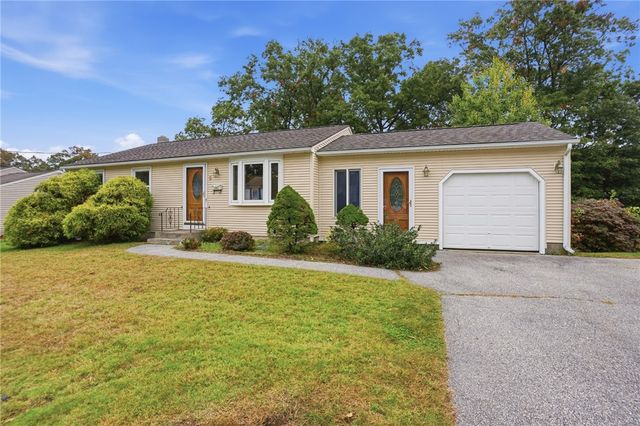 5 Vanderbilt Terrace, Coventry, RI 02816