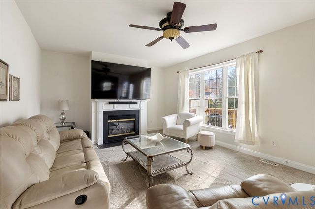 16847 Jaydee Ter, Moseley, VA 23120