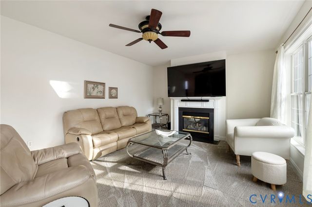 16847 Jaydee Ter, Moseley, VA 23120