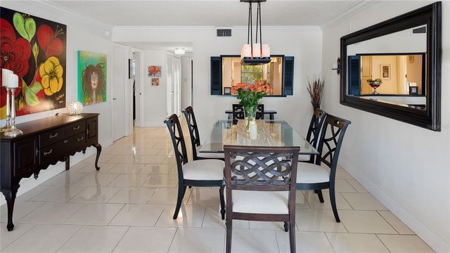 1355 S PORTOFINO DRIVE 103, Sarasota, FL 34242