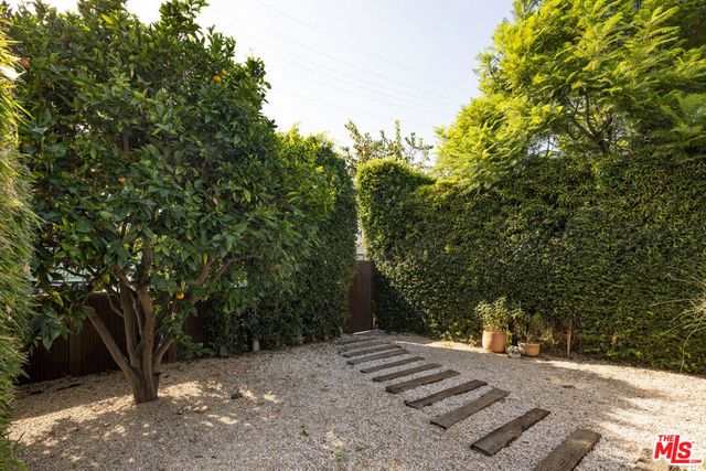 1938 Walgrove Avenue, Los Angeles, CA 90066