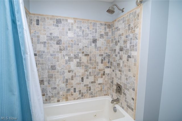 53341 Key Bellaire Road, Bellaire, OH 43906