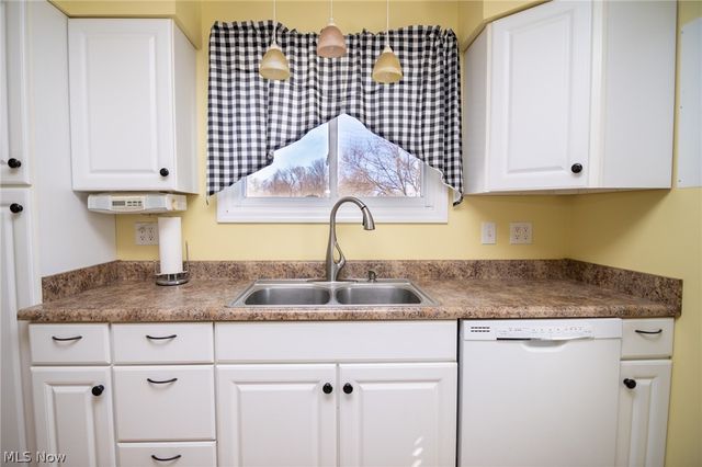 53341 Key Bellaire Road, Bellaire, OH 43906