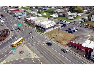 1 Ne MAIN St, Winston, OR 97496