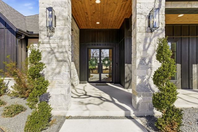 1028 Genoa Drive, Weatherford, TX 76087