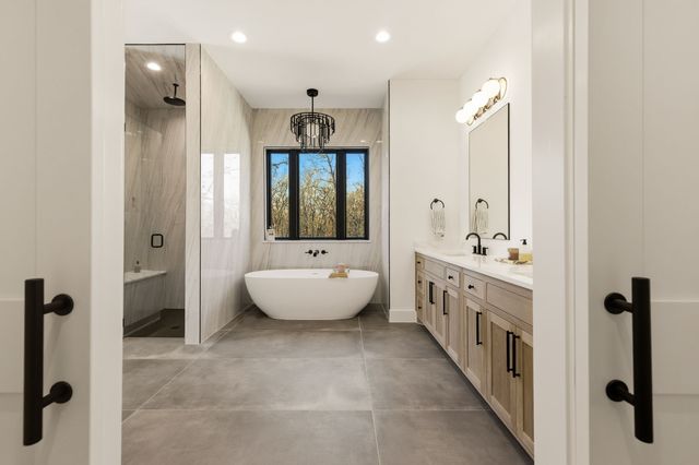 1028 Genoa Drive, Weatherford, TX 76087