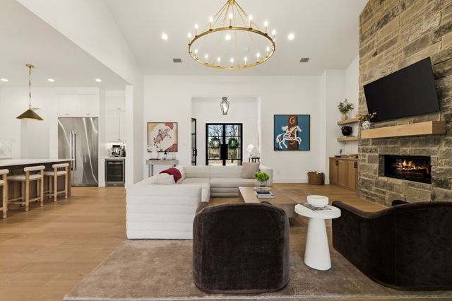 1028 Genoa Drive, Weatherford, TX 76087