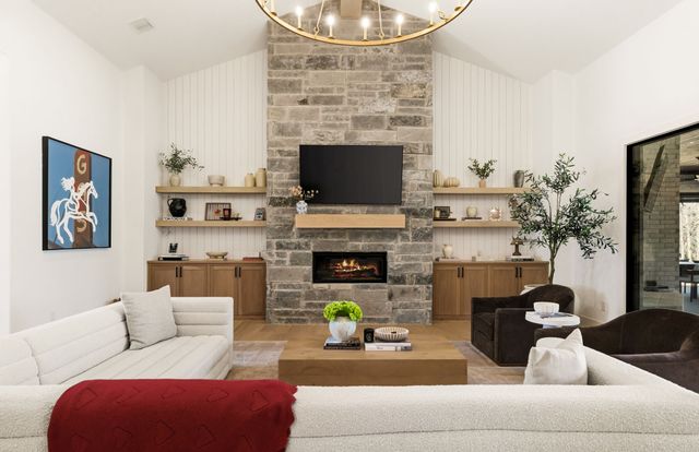 1028 Genoa Drive, Weatherford, TX 76087