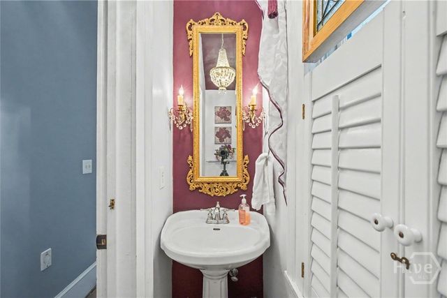 523 E Gaston Street, Savannah, GA 31401