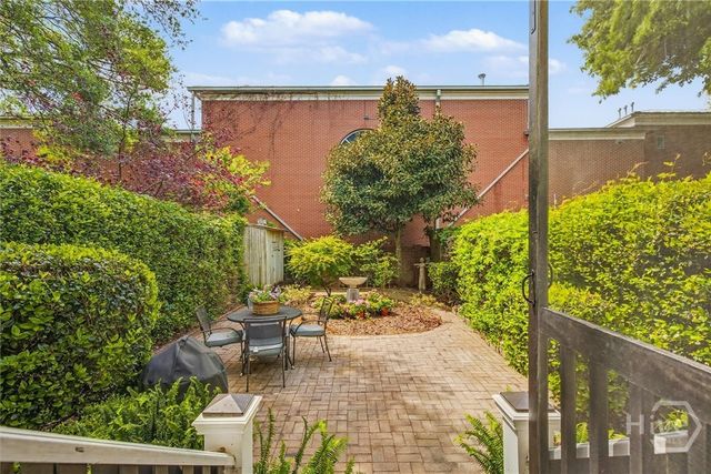 523 E Gaston Street, Savannah, GA 31401