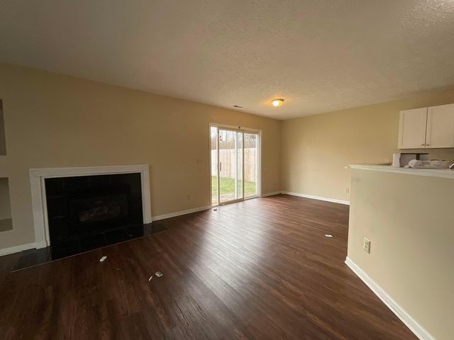 2107 Waymont Road, Columbus, OH 43229