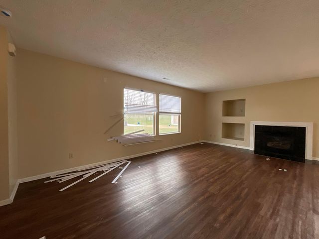 2107 Waymont Road, Columbus, OH 43229