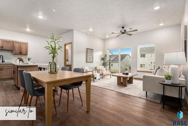 2804 S Broek Dr Drive, Sioux Falls, SD 57106