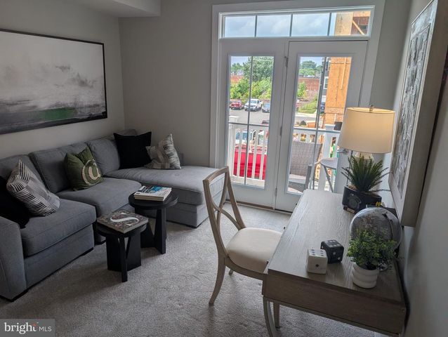 8048 WILLIAMSON BLVD, Manassas, VA 20109