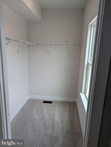 8048 WILLIAMSON BLVD, Manassas, VA 20109