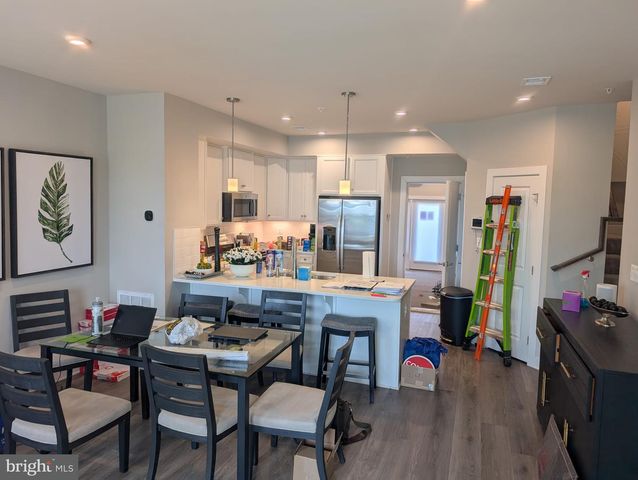 8048 WILLIAMSON BLVD, Manassas, VA 20109