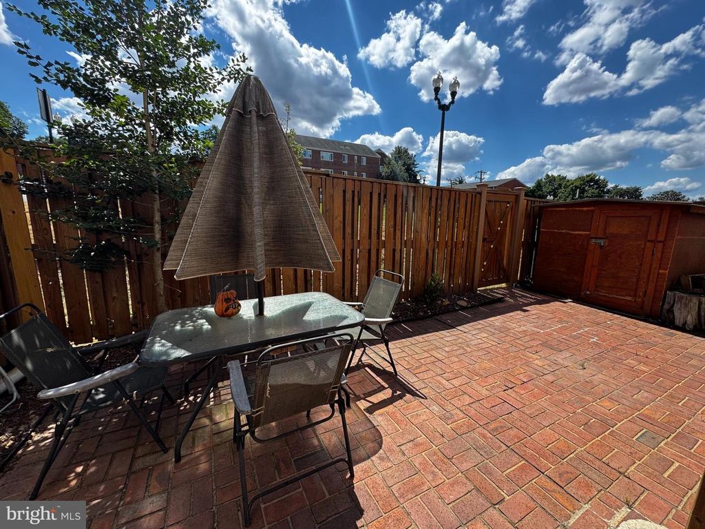 3804 9TH RD S, Arlington, VA 22204