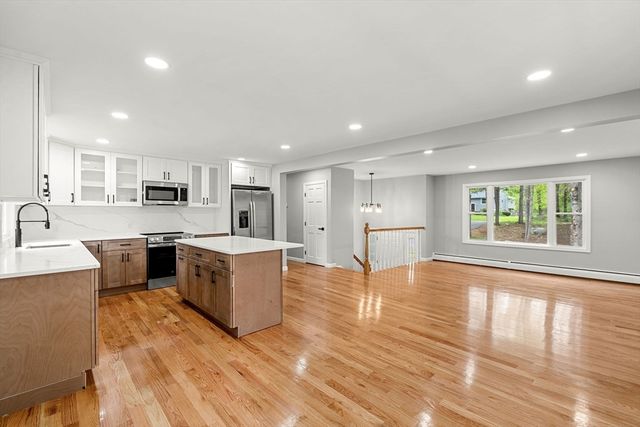 217 Dean St, Norton, MA 02766