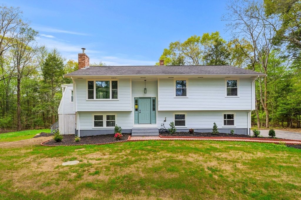 217 Dean St, Norton, MA 02766