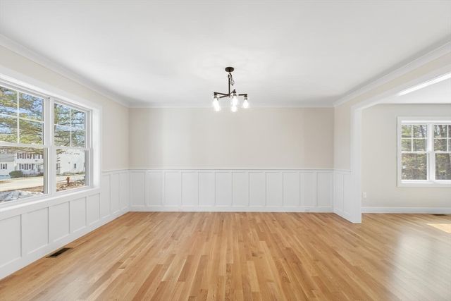 86 Adams Road, Tewksbury, MA 01876