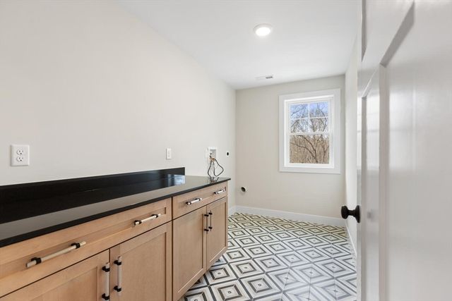 86 Adams Road, Tewksbury, MA 01876