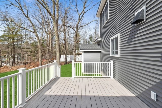 86 Adams Road, Tewksbury, MA 01876