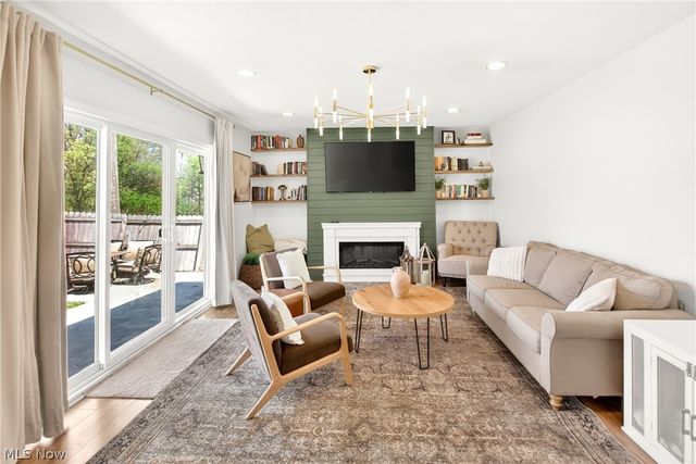 7434 Meadow Lane, Parma, OH 44134