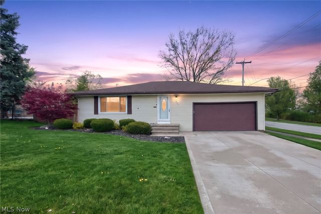 7434 Meadow Lane, Parma, OH 44134