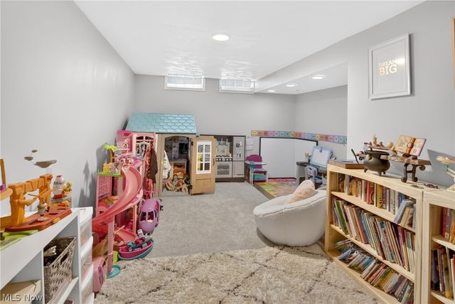 7434 Meadow Lane, Parma, OH 44134